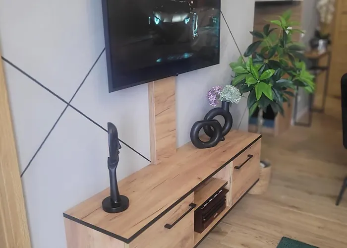 Apartment Z Basenem I Jacuzzi Karmelowy Na Dolnej Park A13, Ul Dolna 7a