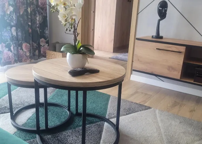 Apartment Z Basenem I Jacuzzi Karmelowy Na Dolnej Park A13, Ul Dolna 7a Schreiberhau